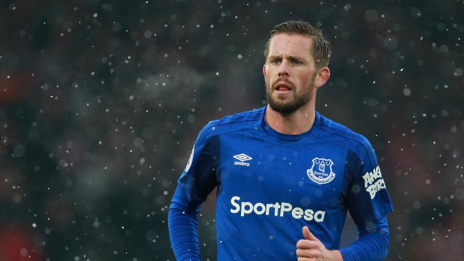 库里:在“长距离”战场上,成为最难防守的“射手”!,库里防守什么水平